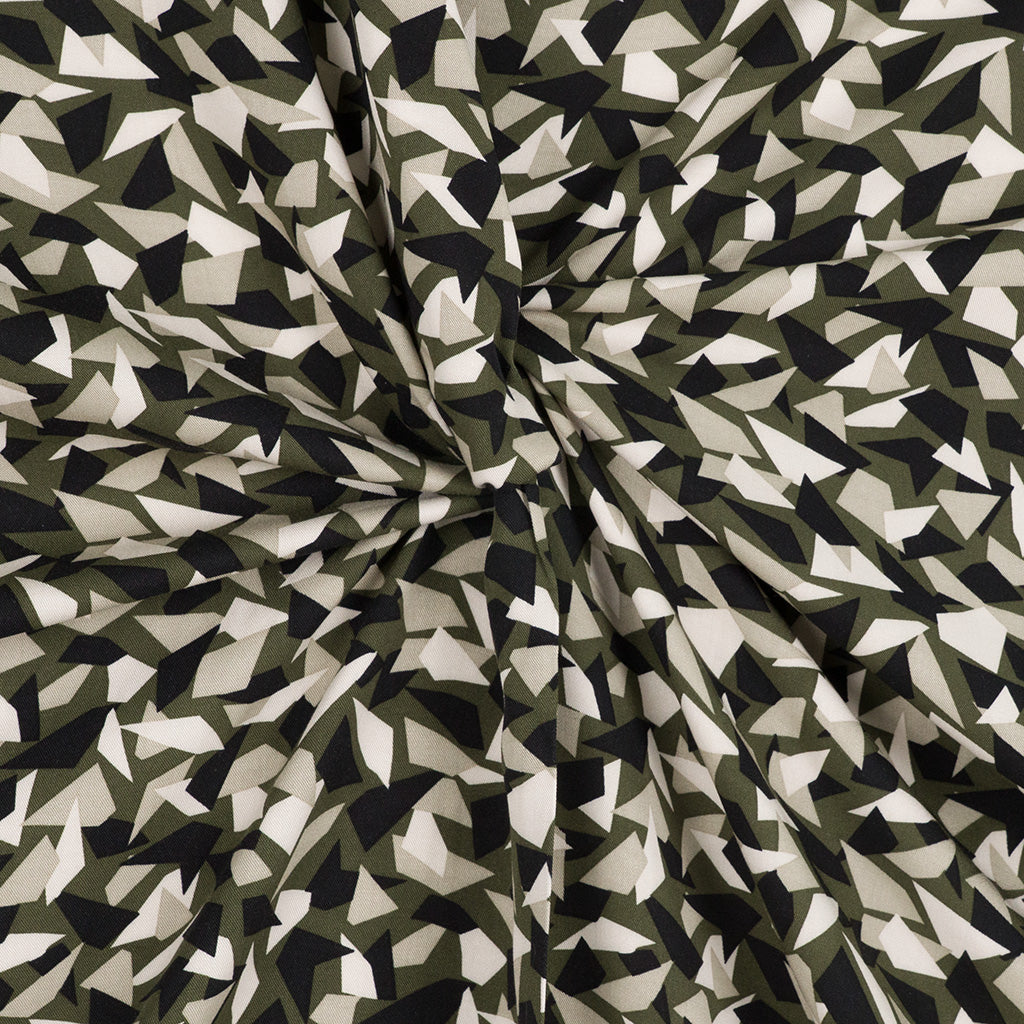 Linz - Olven Green Trapeze Viscose Woven Twill Fabric - 3.00m Remnant
