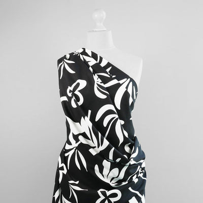 Palermo - Black Graphic Floral Viscose Linen Woven Fabric - 1.20m Remnant