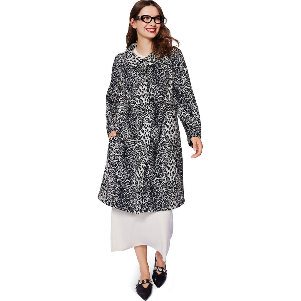 Burda Style Pattern 5688 Misses Coats and Jackets B5688 Image 2 From Patternsandplains.com