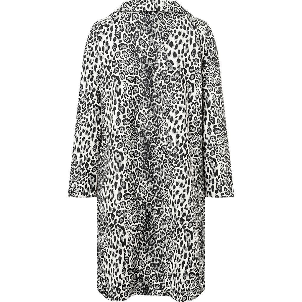 Burda Style Pattern 5688 Misses Coats and Jackets B5688 Image 9 From Patternsandplains.com