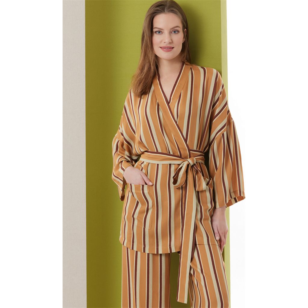 Butterick Pattern B7047 Misses Robe in Two Lengths and Pants 7047 Image 2 From Patternsandplains.com