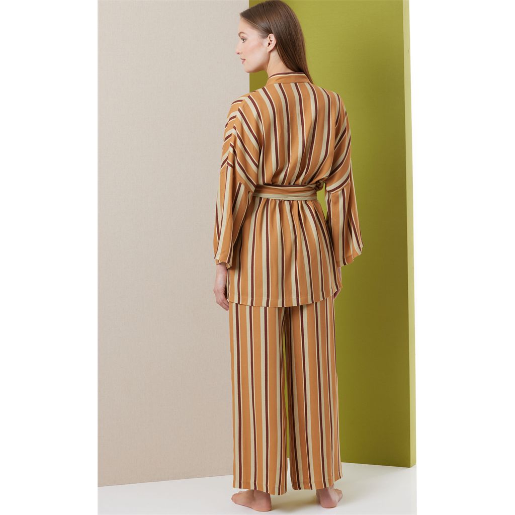 Butterick Pattern B7047 Misses Robe in Two Lengths and Pants 7047 Image 6 From Patternsandplains.com