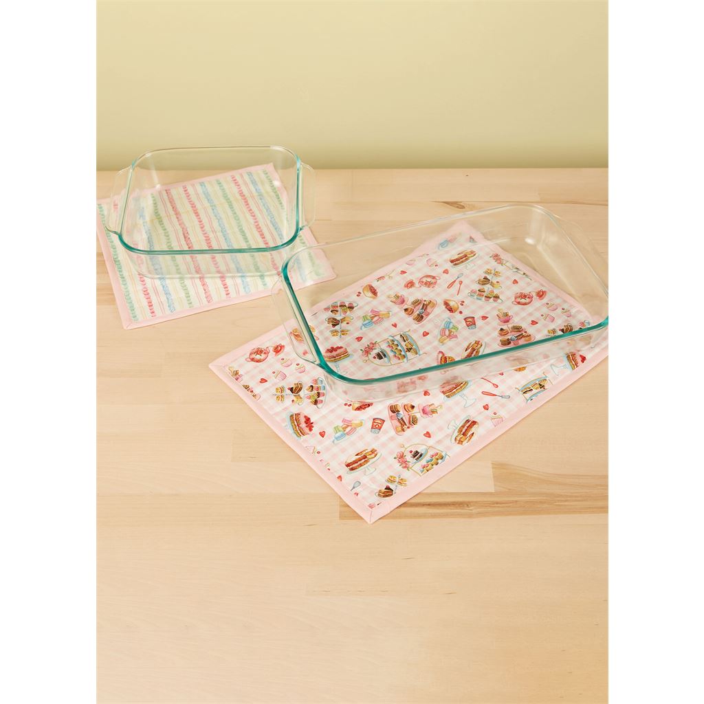 McCall's Pattern M8494 Misses Apron and Kitchen Accessories 8494 Image 3 From Patternsandplains.com