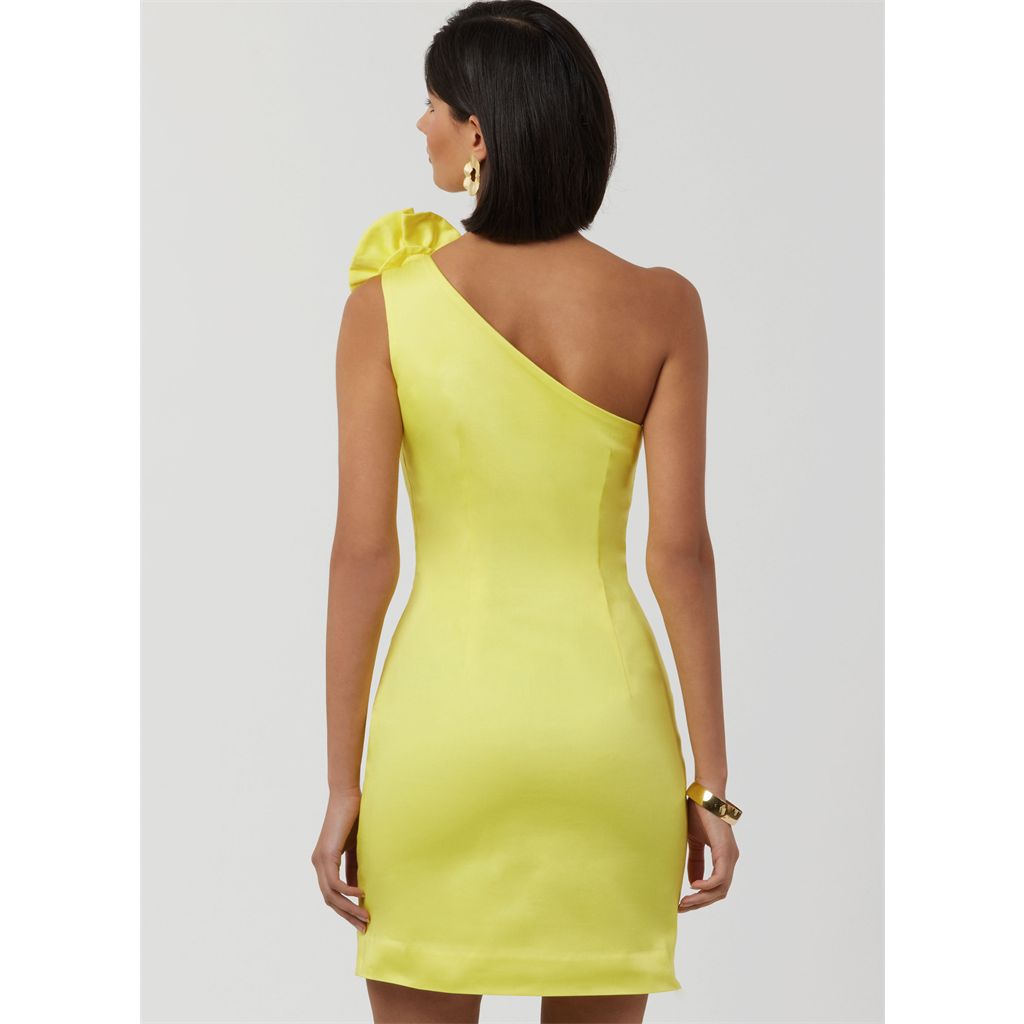 Simplicity Sewing Pattern S3099 Misses and Miss Petite Dress in Two Lengths with Detachable 3D Flowers 3099 Image 8 From Patternsandplains.com