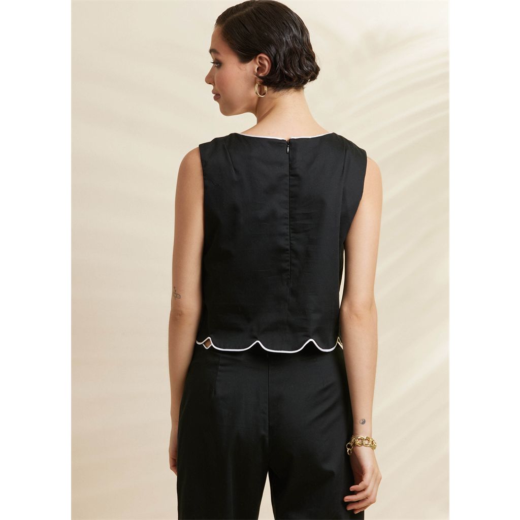 Simplicity Sewing Pattern S3141 Misses Scalloped Tops Shorts and Pants 3141 Image 8 From Patternsandplains.com