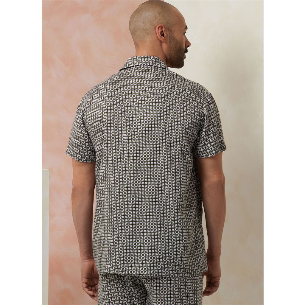 Vogue Pattern V2121 Mens PYjamas 2121 Image 6 From Patternsandplains.com