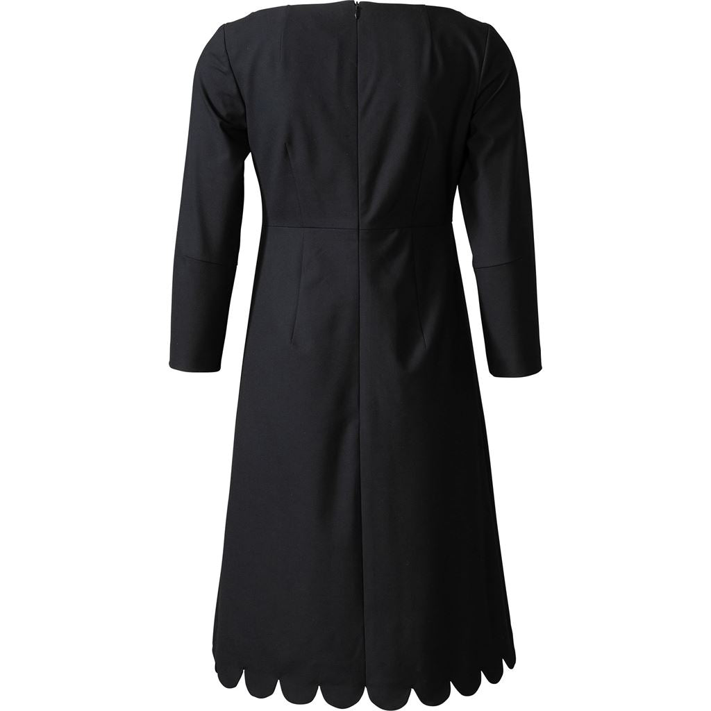 Burda Style Pattern 5835 Misses Dress B5835 Image 9 From Patternsandplains.com