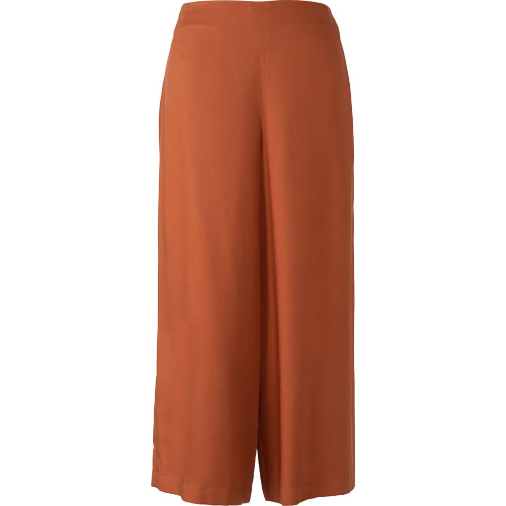 Burda Style Pattern 6035 Misses Trousers and Culottes B6035 Image 2 From Patternsandplains.com