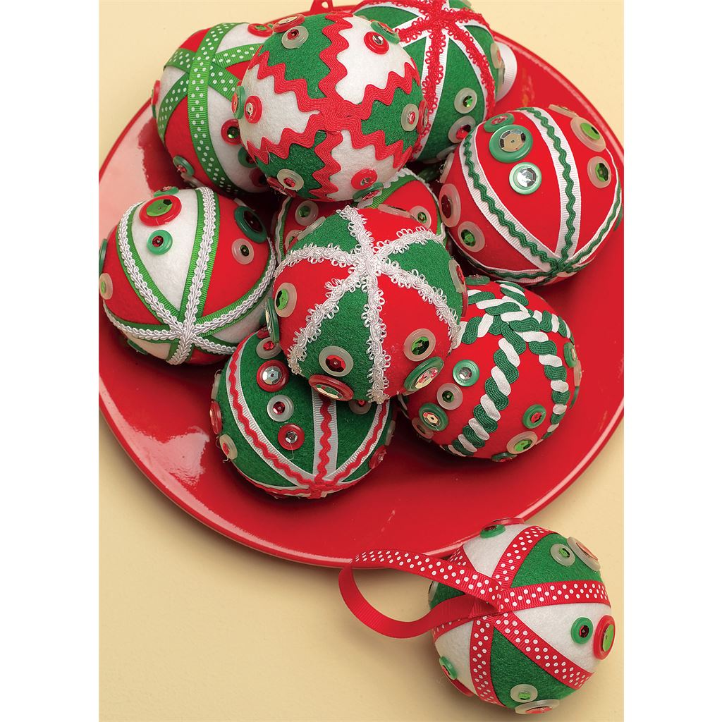 McCall's Pattern M5778 Holiday Decorations 5778 Image 9 From Patternsandplains.com.jpg