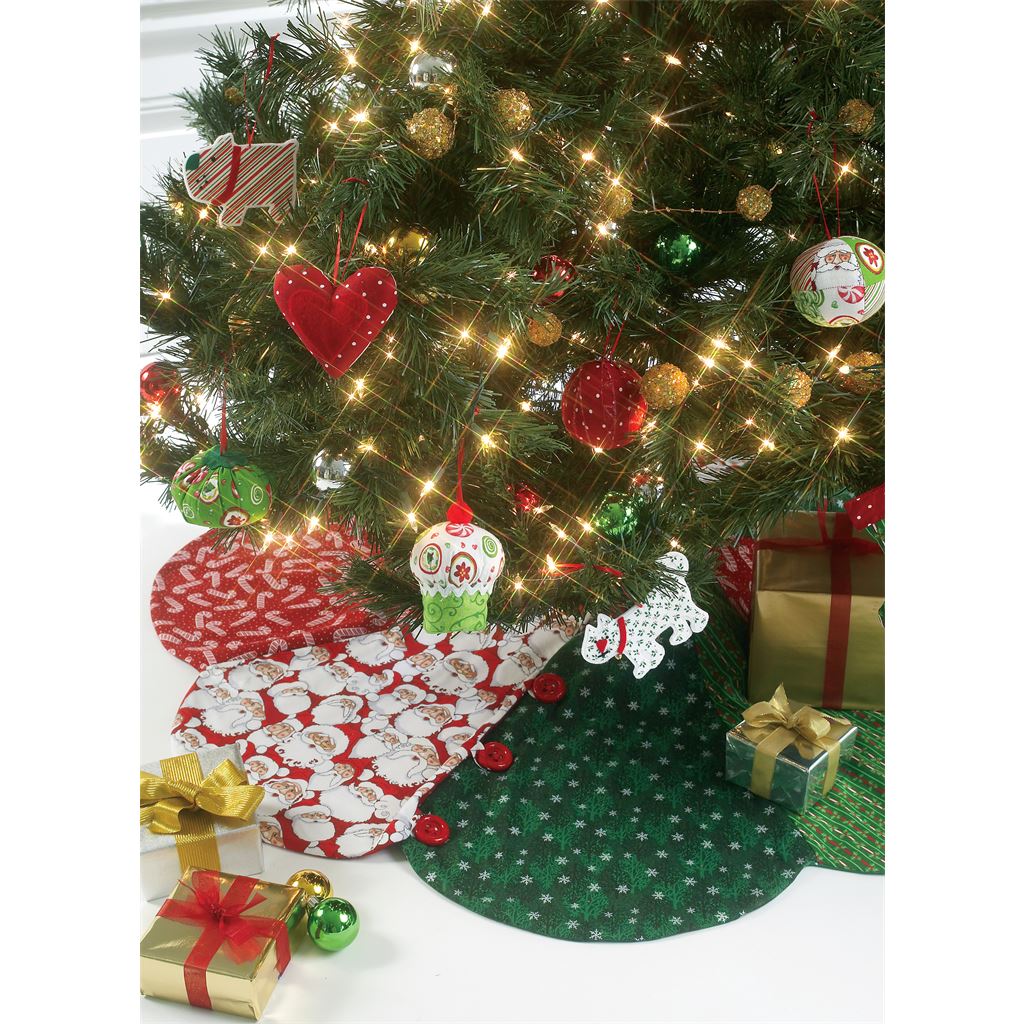 McCall's Pattern M6453 Ornaments Wreath Tree Skirt and Stocking 6453 Image 2 From Patternsandplains.com.jpg