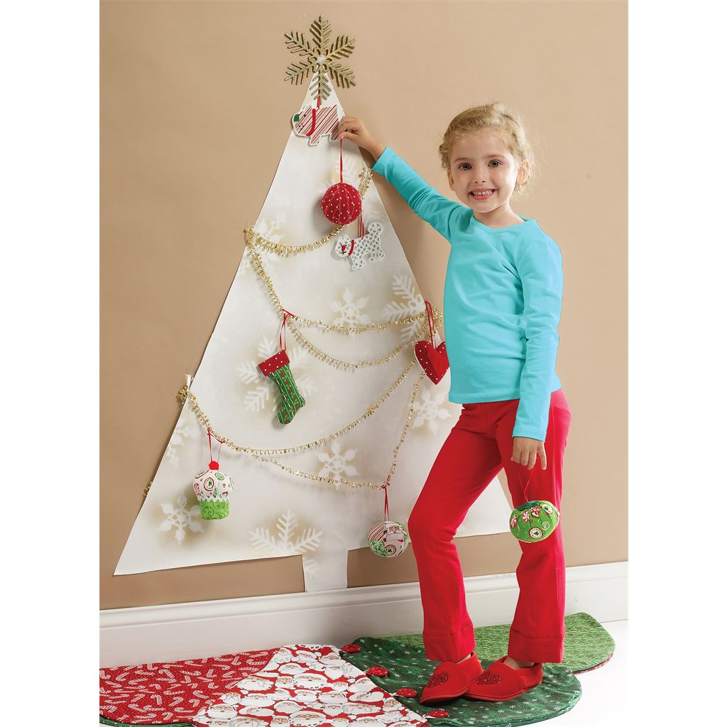 McCall's Pattern M6453 Ornaments Wreath Tree Skirt and Stocking 6453 Image 3 From Patternsandplains.com.jpg