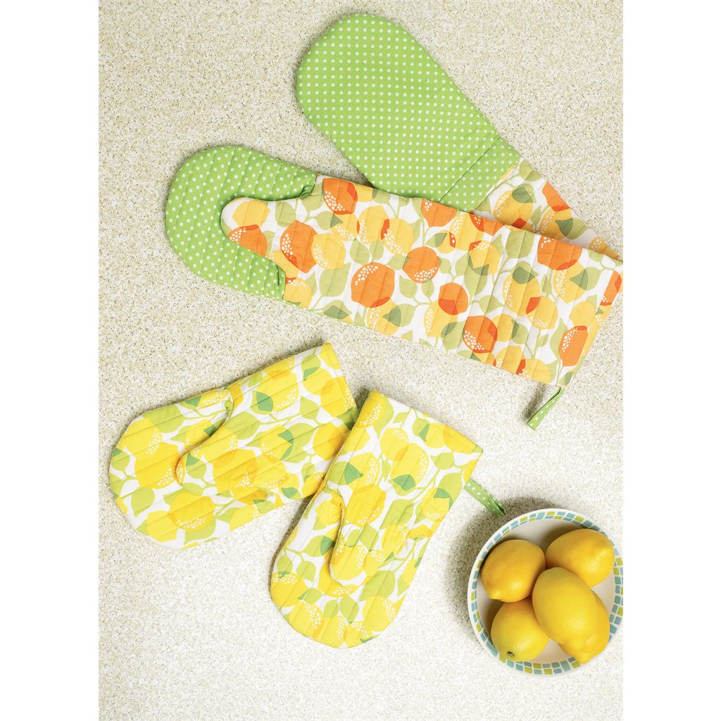 McCall's Pattern M6978 Apron and Kitchen Accessories 6978 Image 5 From Patternsandplains.com.jpg