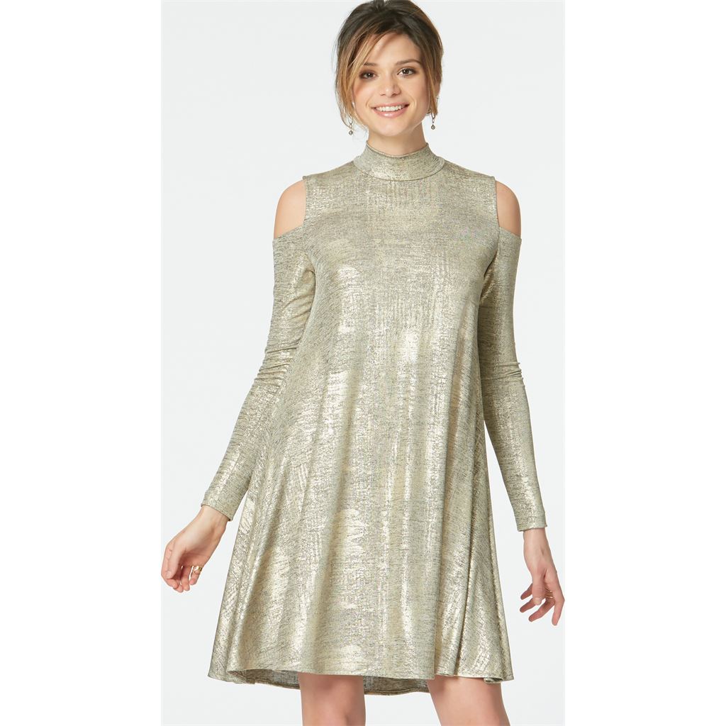 McCall's Pattern M7622 Misses Knit Swing Dresses with Neckline and Sleeve Variations 7622 Image 2 From Patternsandplains.com.jpg