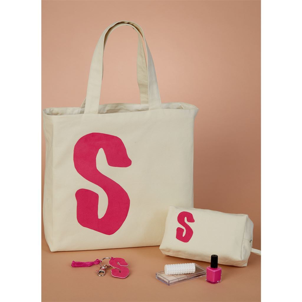 McCall's Pattern M8233 Tote Zipper Case and Key Ring 8233 Image 3 From Patternsandplains.com