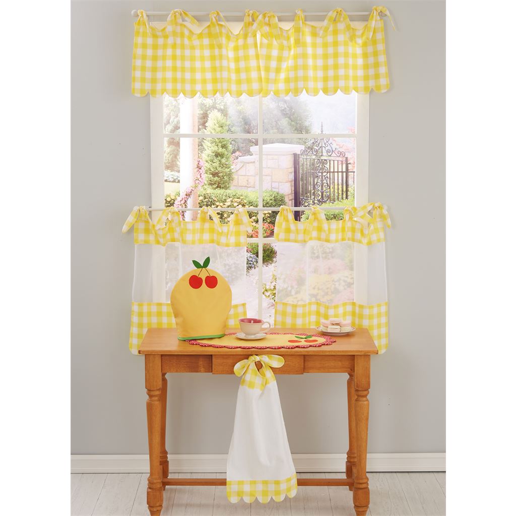 McCall's Pattern M8302 Kitchen Decor and Apron 8302 Image 2 From Patternsandplains.com