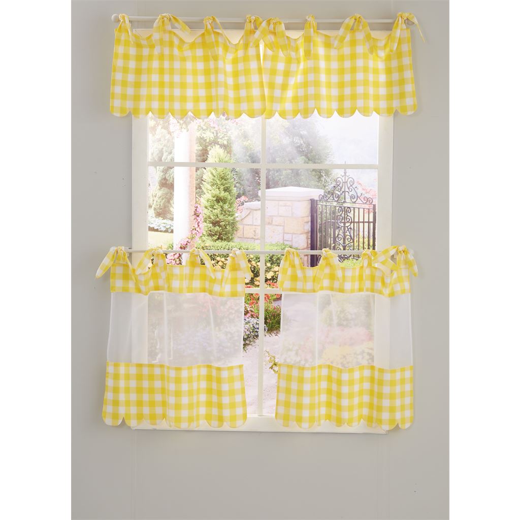 McCall's Pattern M8302 Kitchen Decor and Apron 8302 Image 5 From Patternsandplains.com