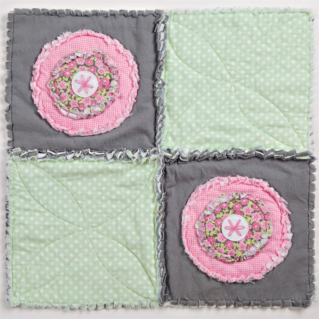 Simplicity Sewing Pattern S8902 Rag Quilts 8902 Image 3 From Patternsandplains.com