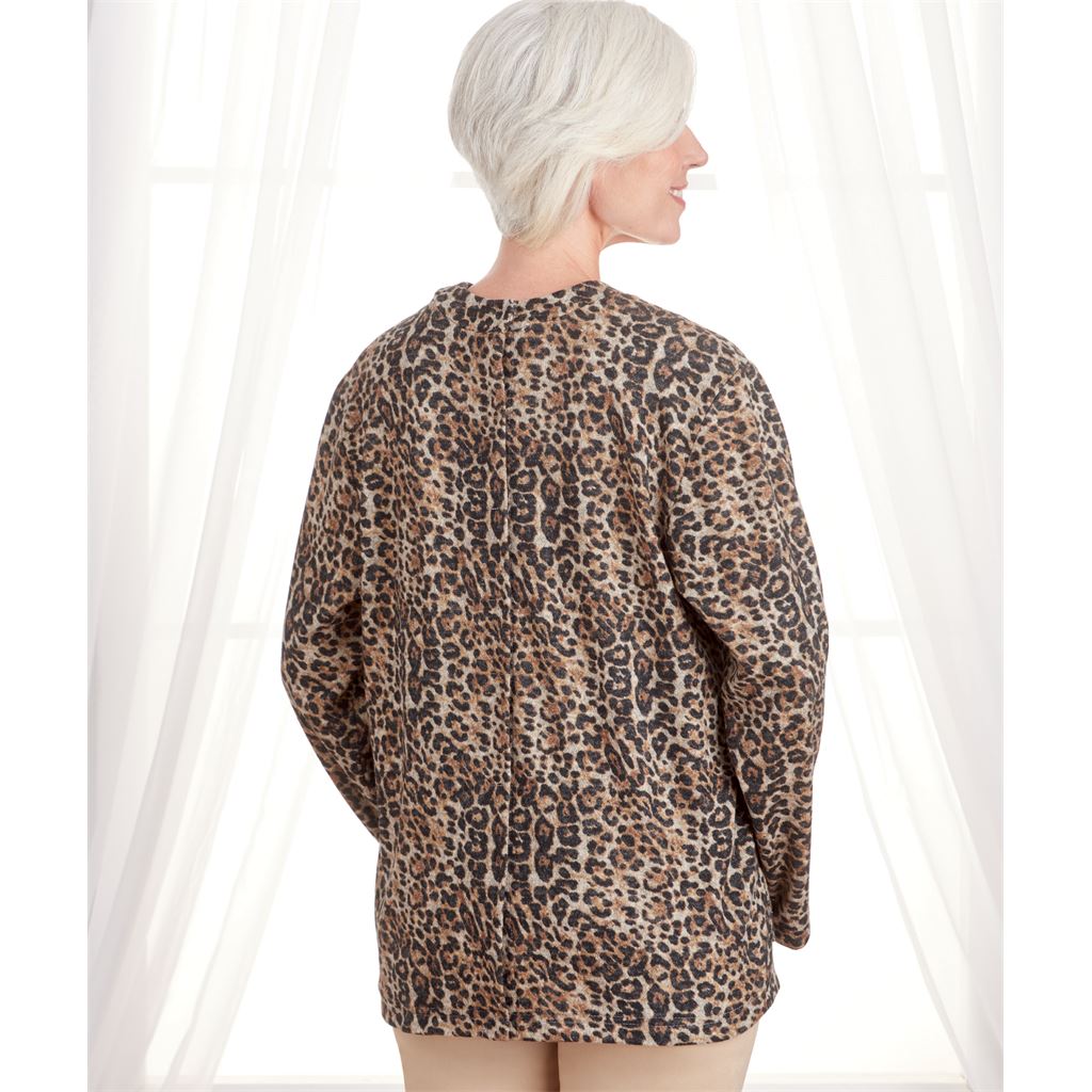 Simplicity Sewing Pattern S9488 Unisex Adaptive Cardigan 9488 Image 3 From Patternsandplains.com