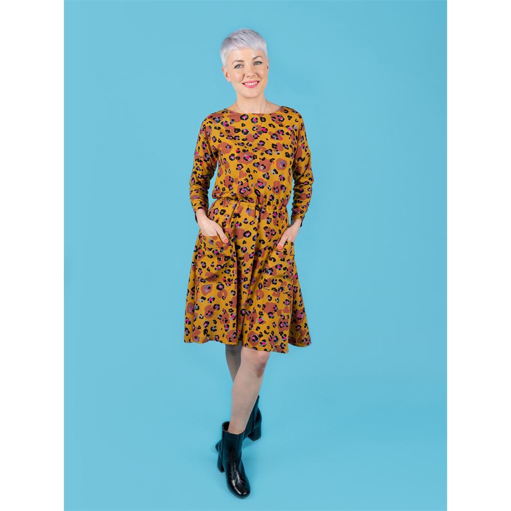 Tilly and the Buttons Pattern 1031 Lotta Image 6 From Patternsandplains.com