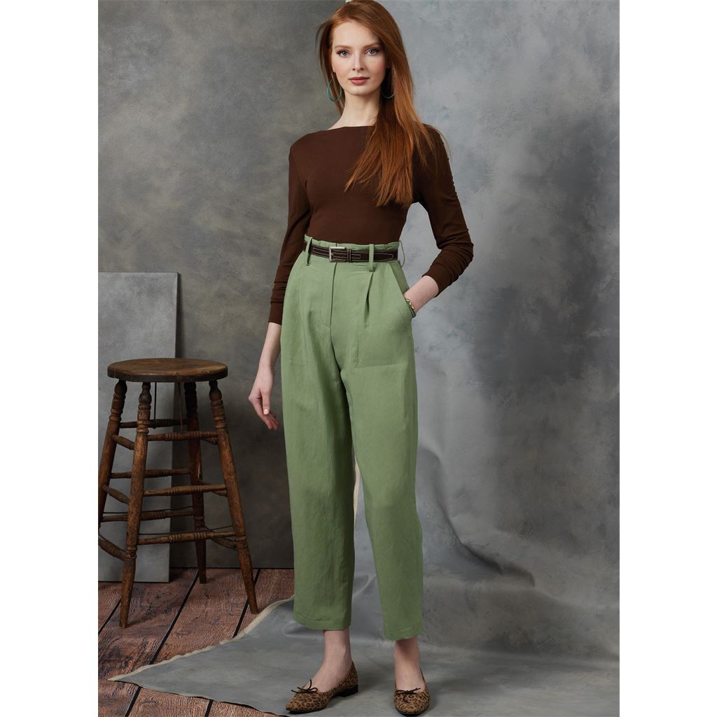 Vogue Pattern V1900 Misses Shorts and Pants 1900 Image 2 From Patternsandplains.com