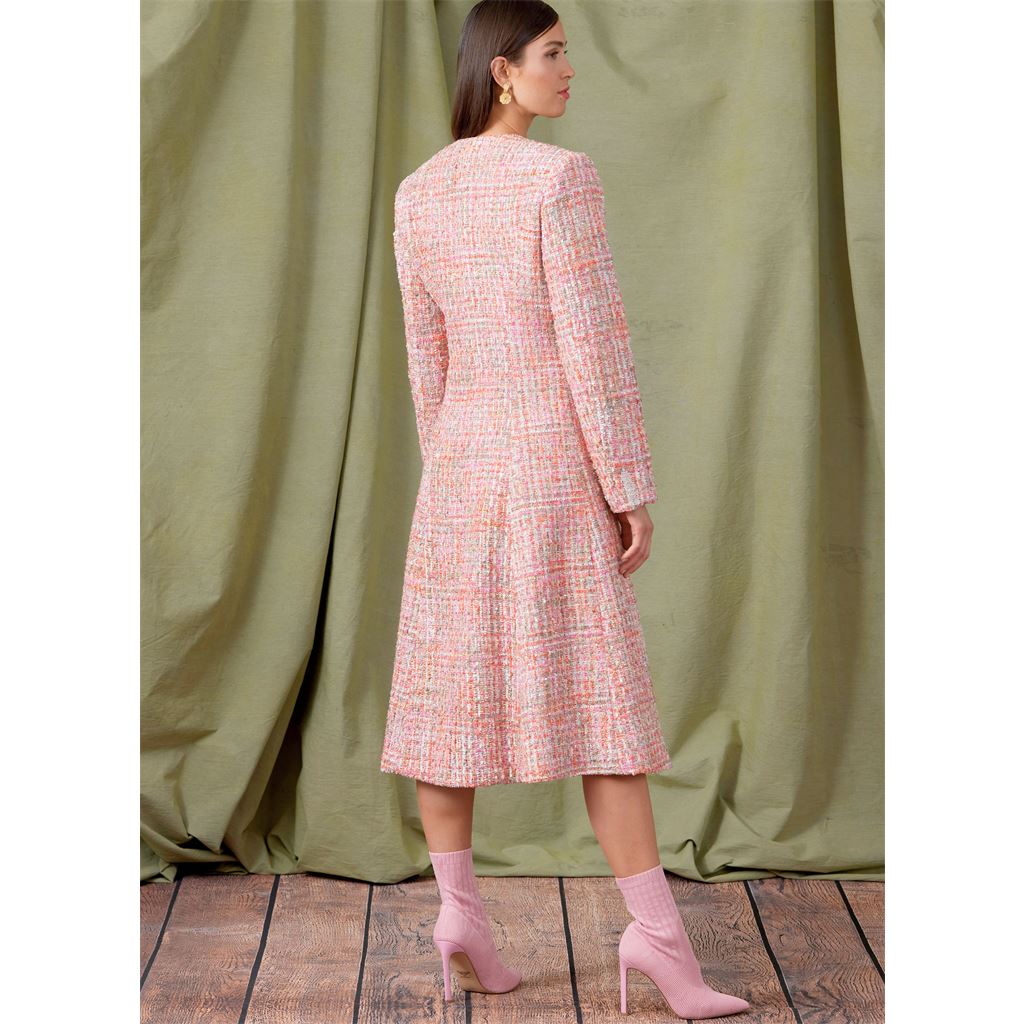 Vogue Pattern V1926 Misses Coat in Two Lengths with Collar Variations 1926 Image 4 From Patternsandplains.com