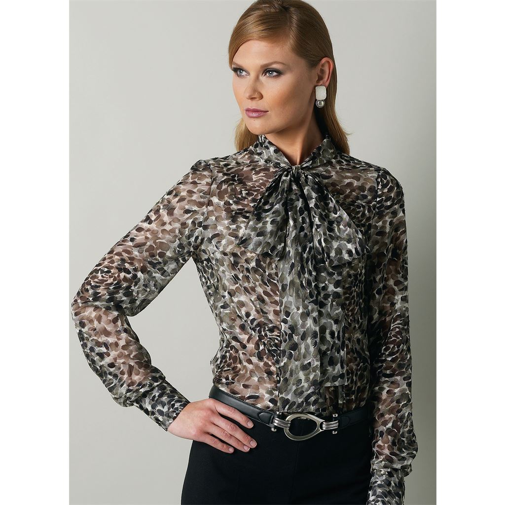 Vogue Pattern V8772 Misses Blouse 8772 Image 4 From Patternsandplains.com.jpg