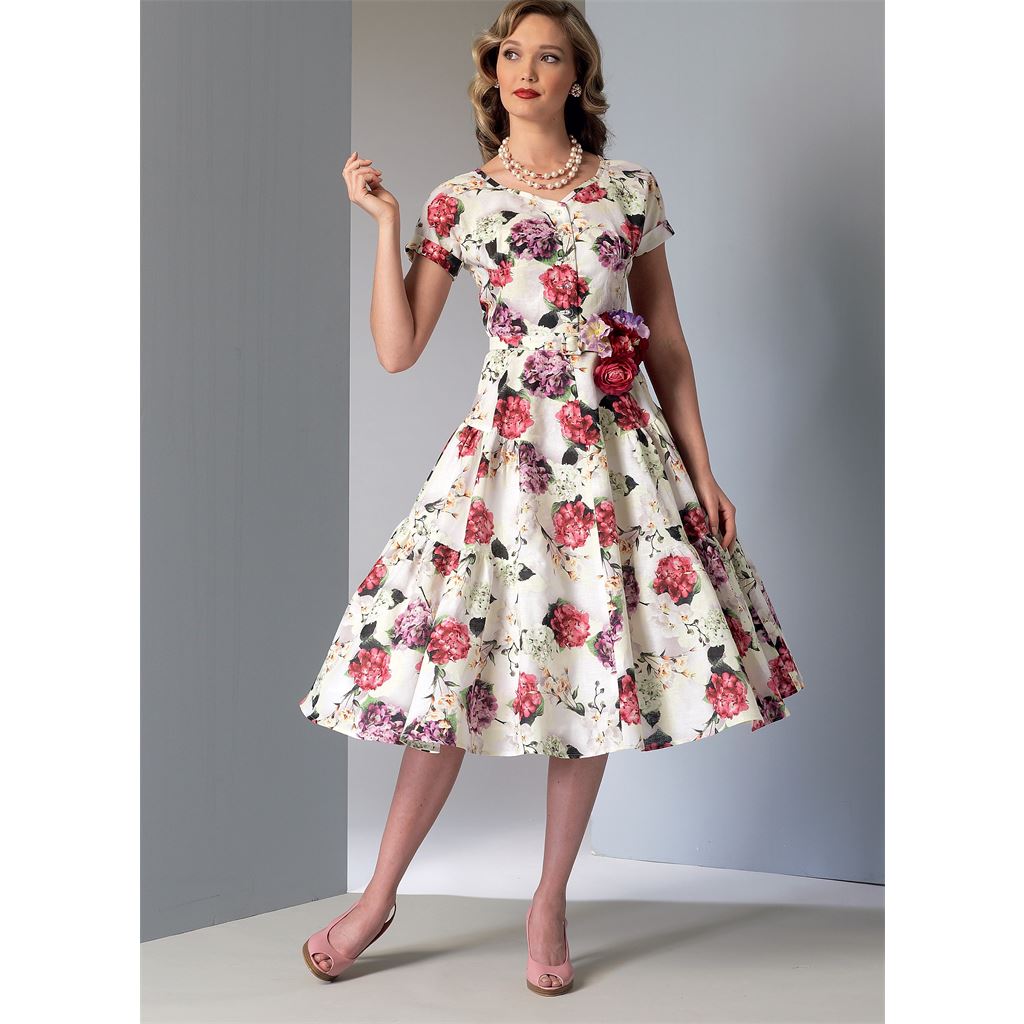 Vogue Pattern V9106 Misses Dress and Belt 9106 Image 4 From Patternsandplains.com.jpg